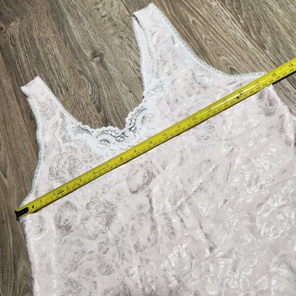 Vintage 90s light pink and white coquette princess lace lingerie top - Picture 13 of 16